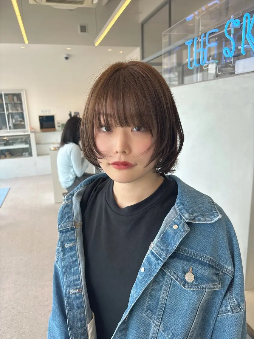 ショート カラー ベージュカラー ブリーチ ダブルカラー ブリーチなしカラー ボブ 中 海斗のヘアスタイル