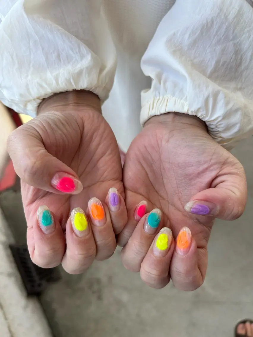 ネイル Arco Iris 告瑠莉のネイルデザイン