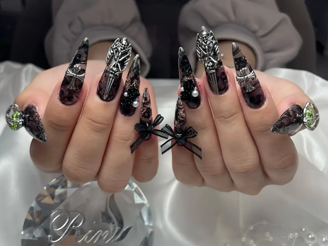 ネイル アートネイル チークネイル ジェルネイル ロングネイル マグネットネイル ハンドネイル Rin Nail 新大久保店のネイルデザイン