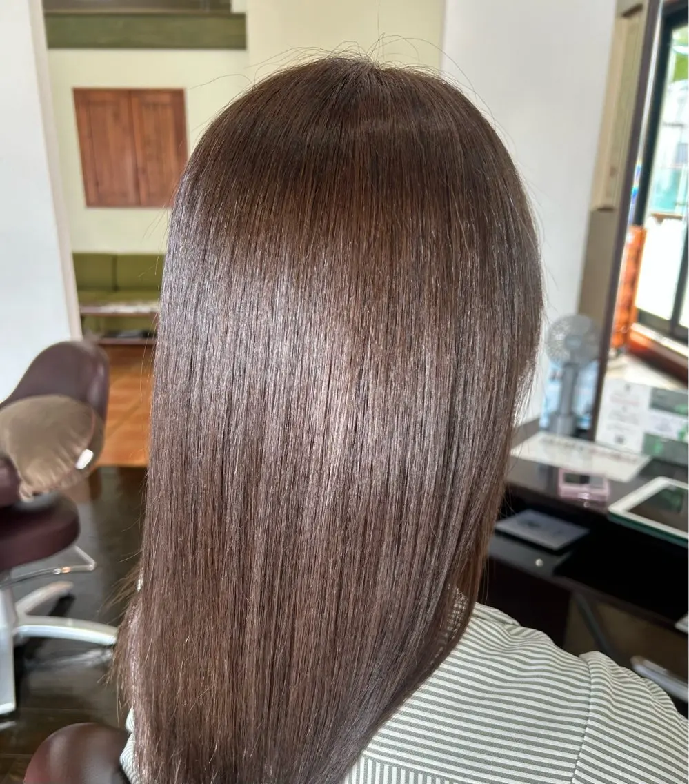 セミロング カラー ブラウンカラー ココアブラウン ハイライトカラー インナーカラー ボブ ヘアカラー トリートメント 康本将輝 🦩髪質改善🦩のヘアスタイル
