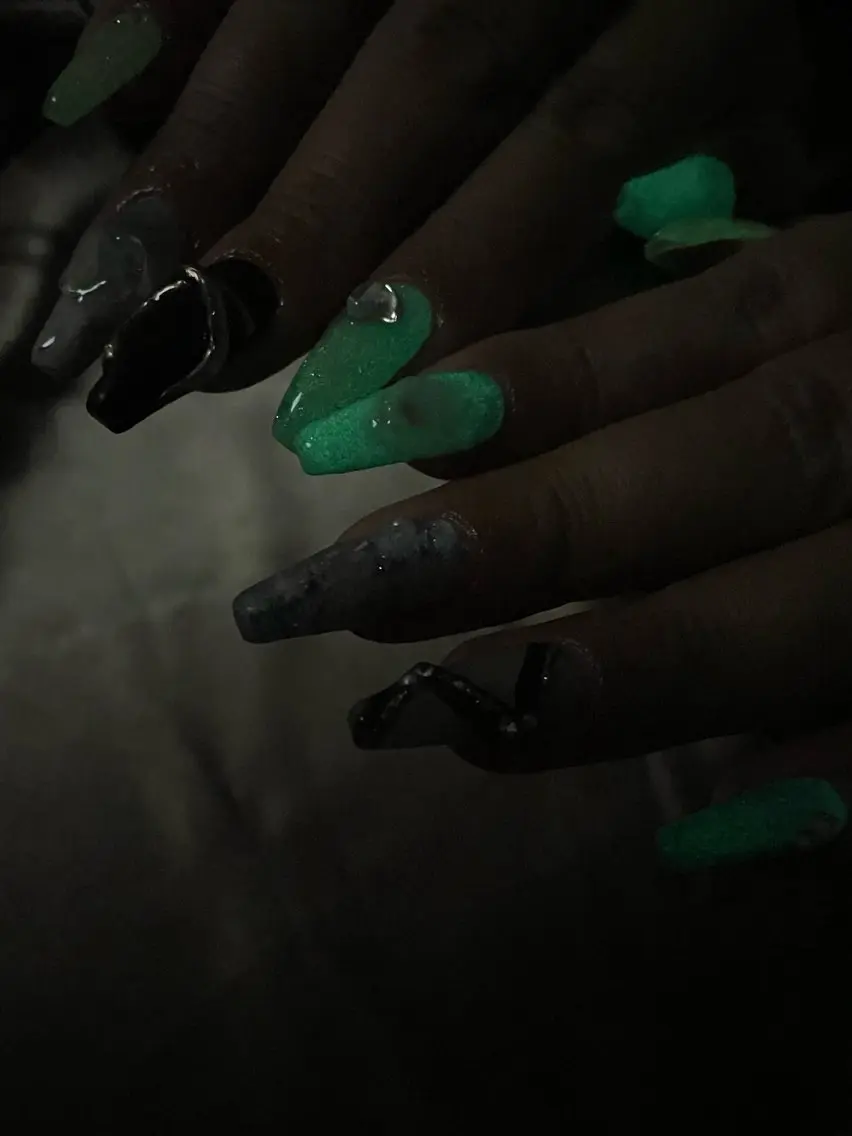 ネイル Bavardage Nailのネイルデザイン