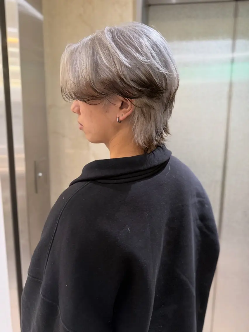 ショート ヘアカラー kanta 梅田 韓国ハイトーンのヘアスタイル