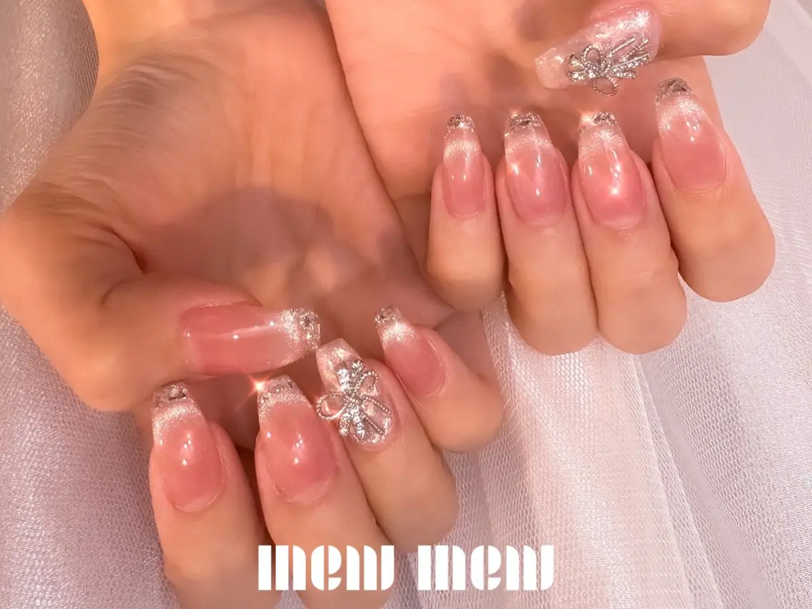 ネイル アートネイル フレンチネイル ガラスフレンチ mew mew NAIL & EYEのマツエク・マツパデザイン
