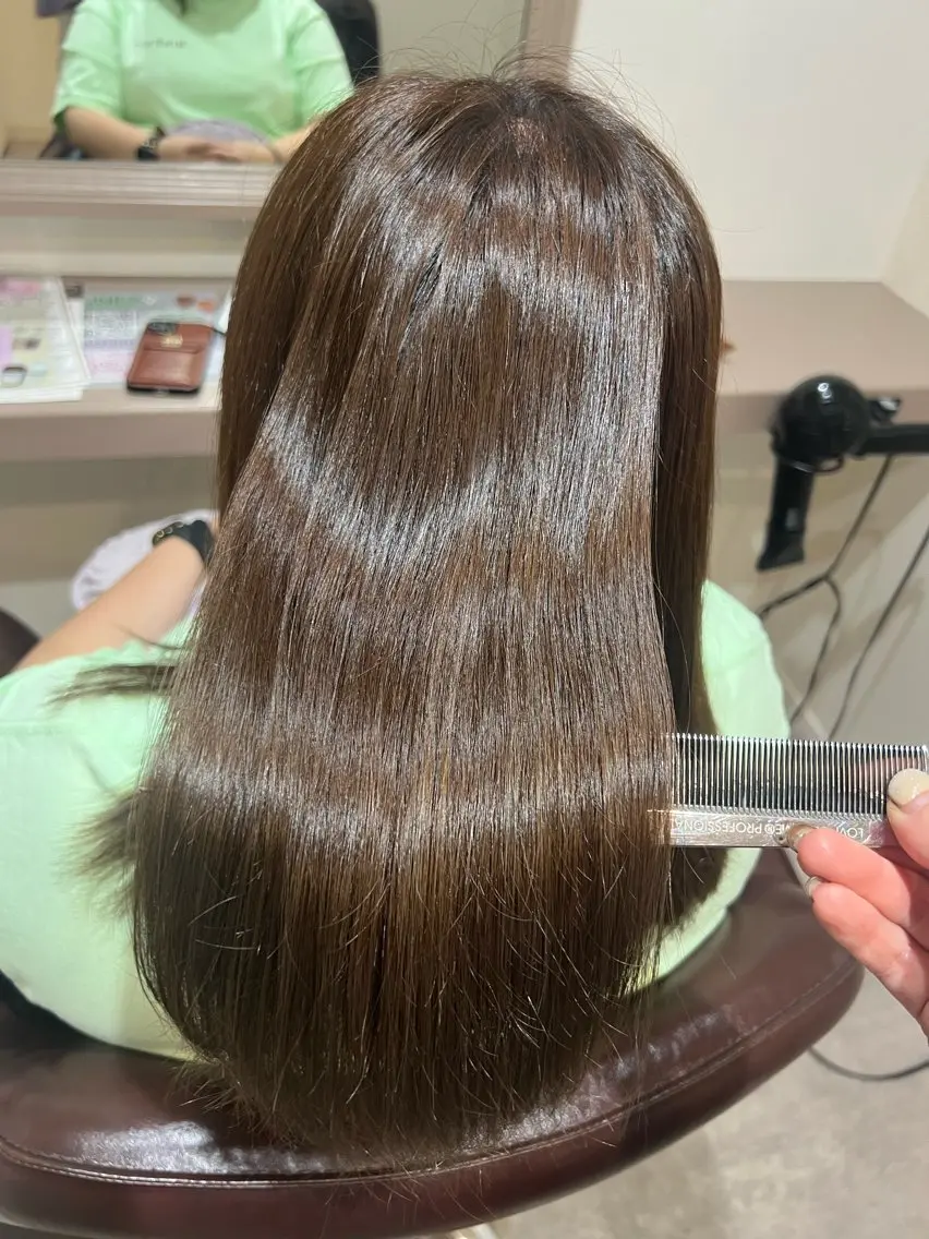 ミディアム カット ヘアカラー 井上 美春のヘアスタイル