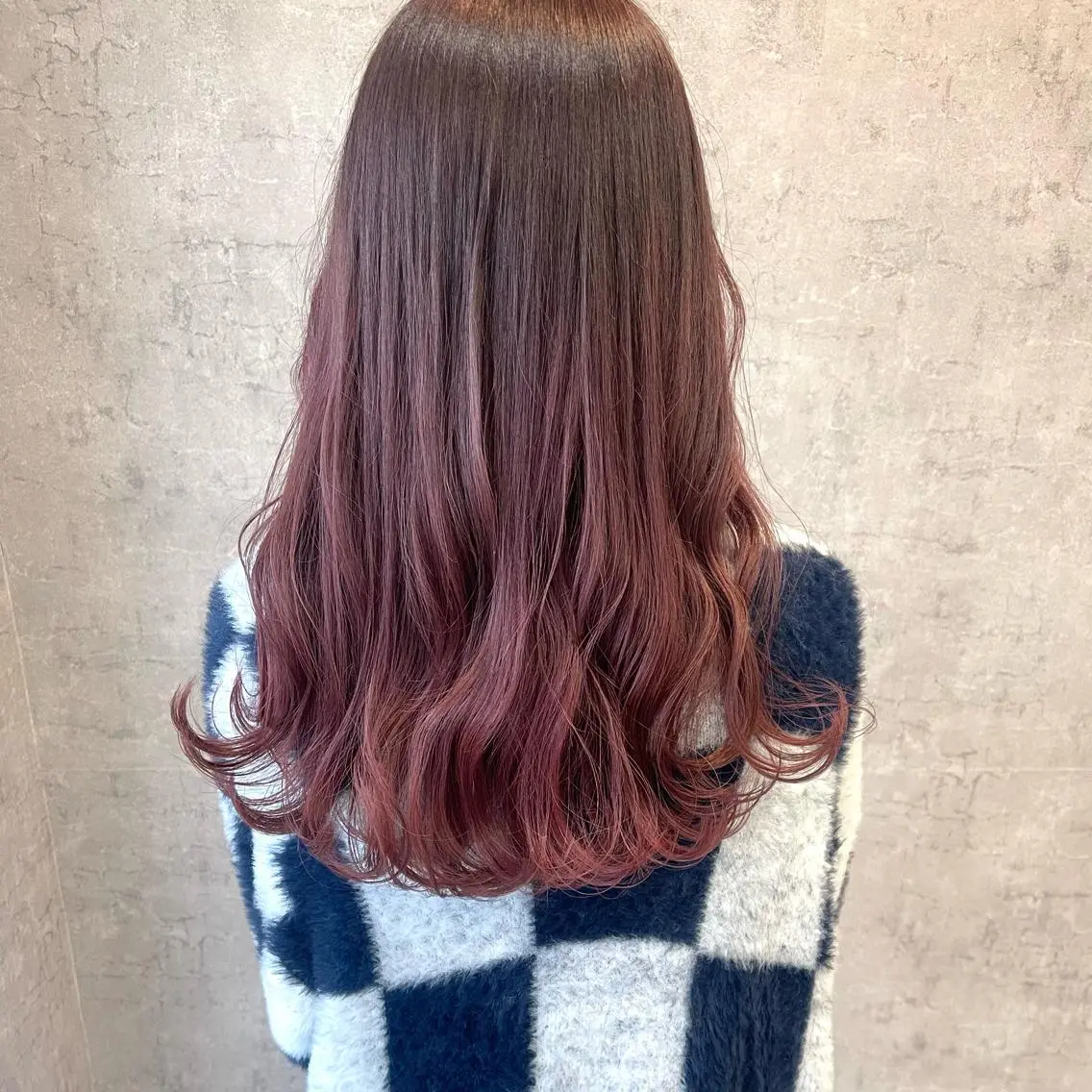 ロング カラー ヘアアレンジ ブリーチ ブラウンカラー グラデーションカラー ピンクカラー ピンクブラウン カット ヘアカラー トリートメント 🌻あいり merci.🌻のヘアスタイル