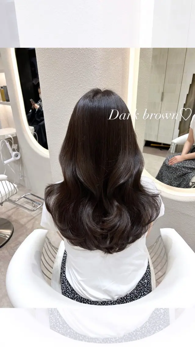 セミロング カラー ブラウンカラー ダークブラウン カット ヘアカラー トリートメント 🩷韓国ヘア/ヨシン モリ🩷Maikaのヘアスタイル