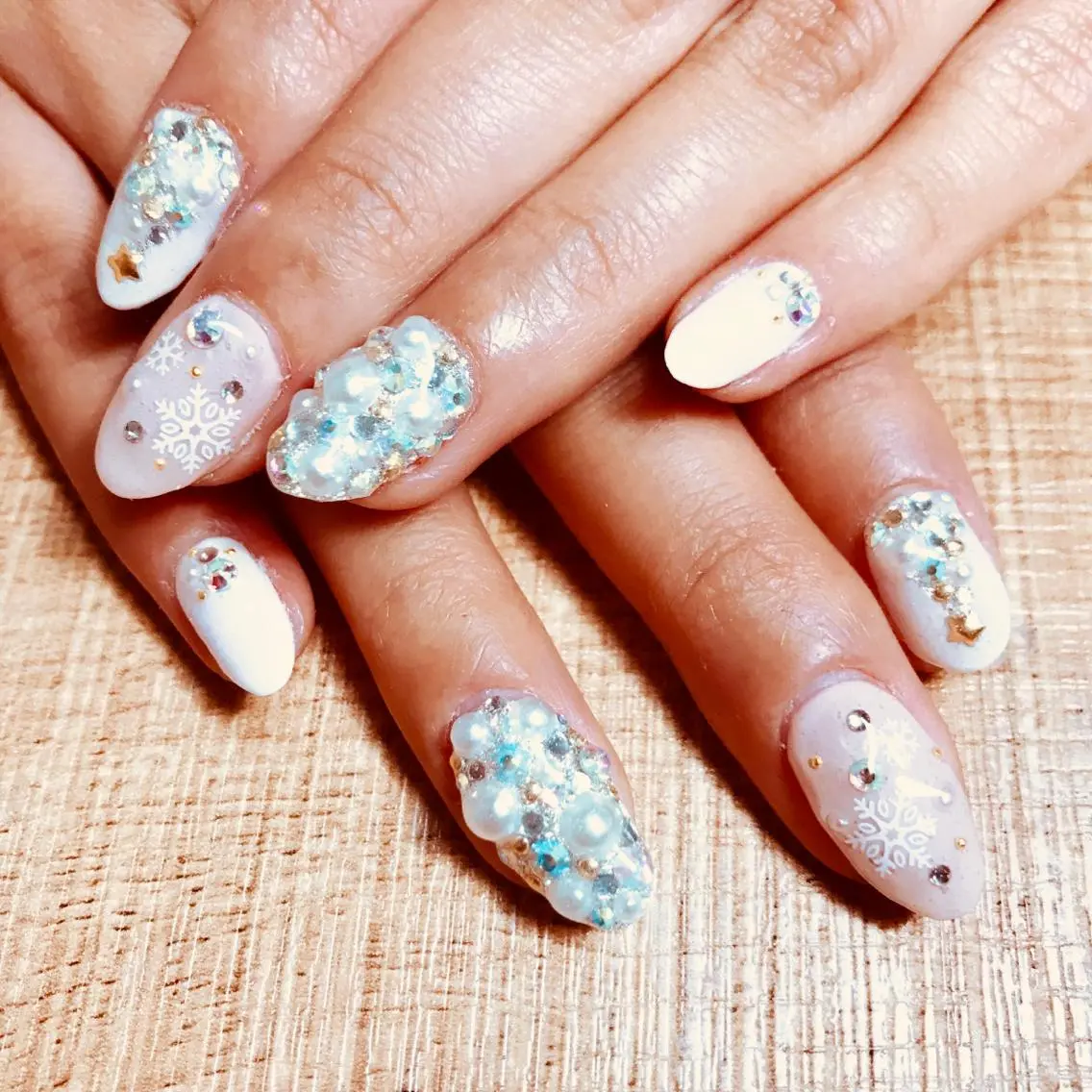 ネイル 安藤 Charlotteのネイルデザイン