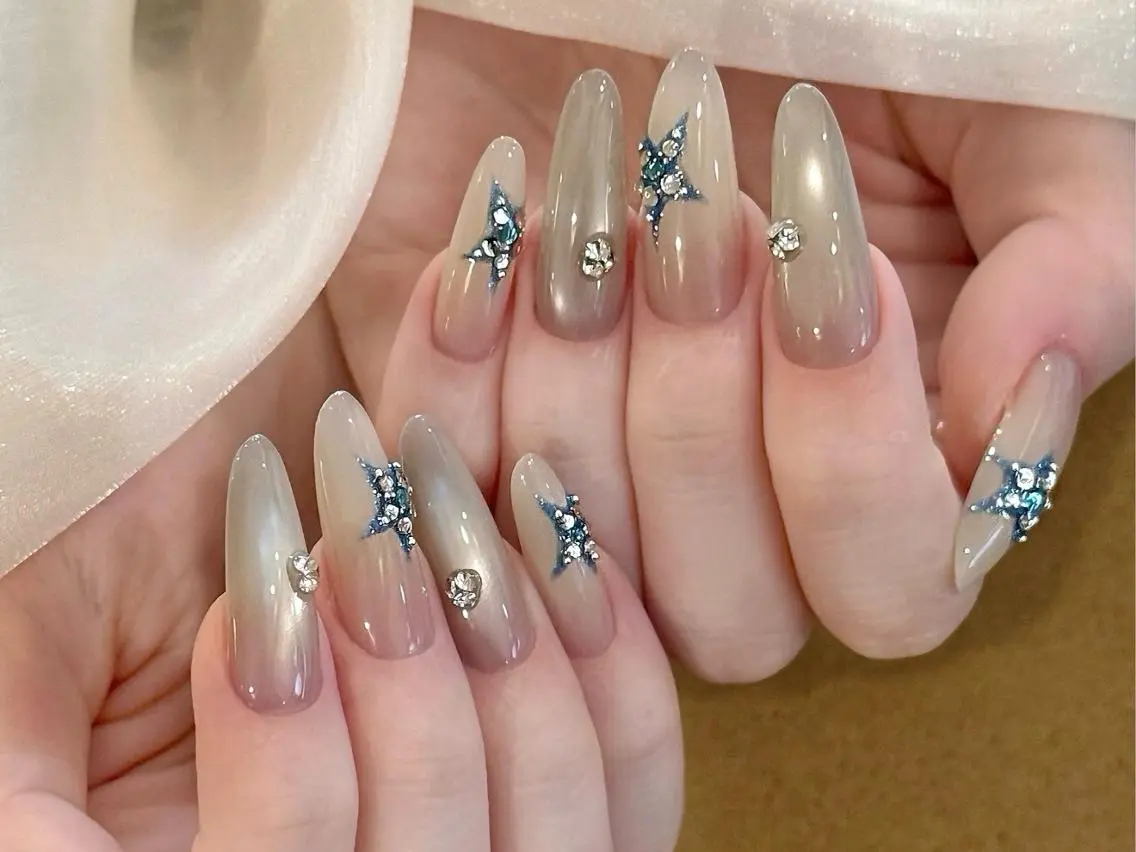ネイル メンズ メンズ韓国風 アートネイル オーロラネイル チークネイル 長さ出し ハンドネイル ハンドケア 🦋new Nail🦋ニノのネイルデザイン