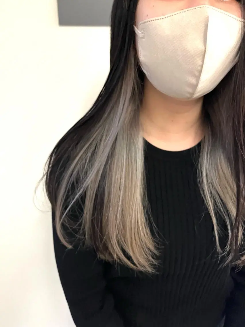 ✨さりげなくおしゃれ✨カット＋インナーカラー（ケアブリーチ使用）の写真