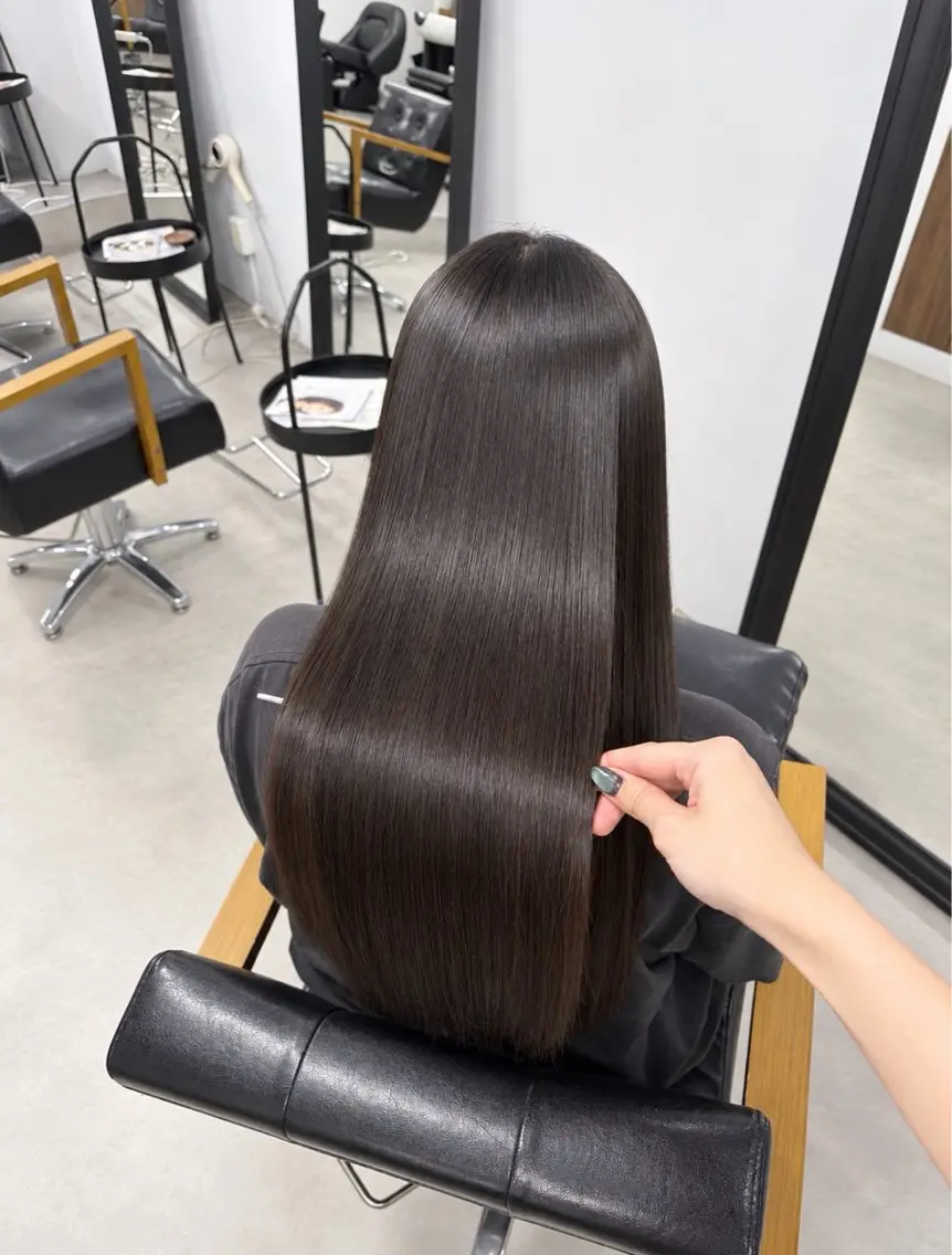 ロング 縮毛矯正 カット 縮毛矯正 トリートメント 太田 すず香のヘアスタイル