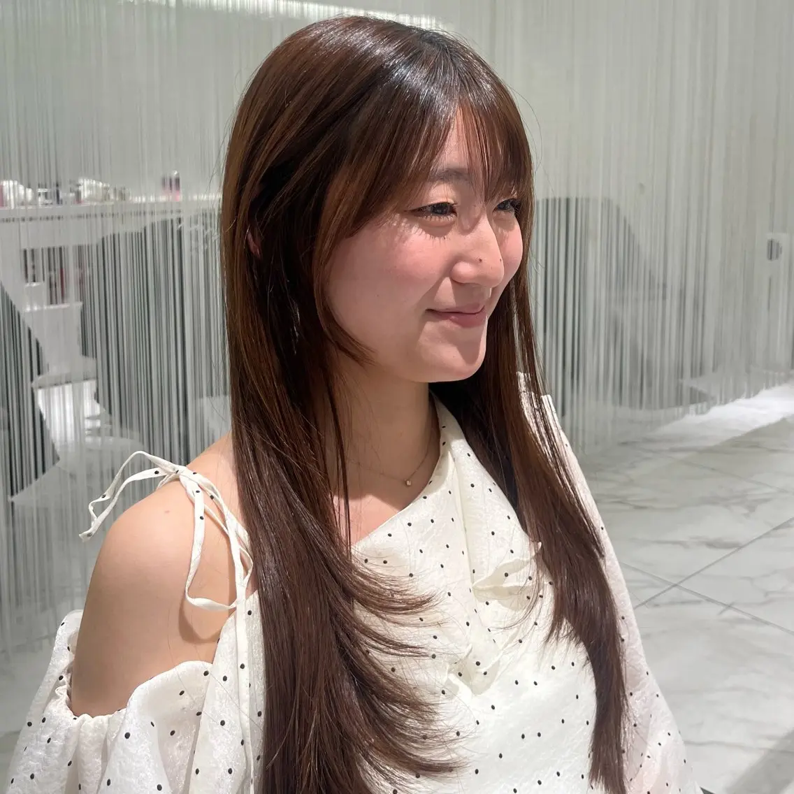 ロング ロングレイヤー 顔周りカット レイヤーカット ロング 橋本 七海のヘアスタイル