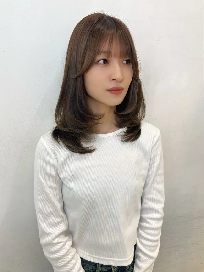 ミディアム カラー ヘアカラー 'AXIS 栄 Konomiのヘアスタイル