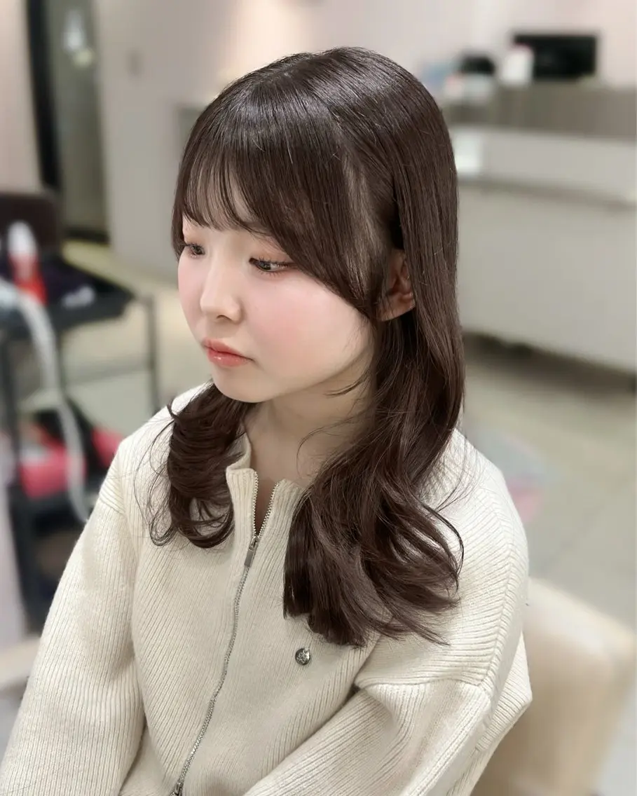 ロング 顔周りカット 上品モテガーリー Rena🎀のヘアスタイル