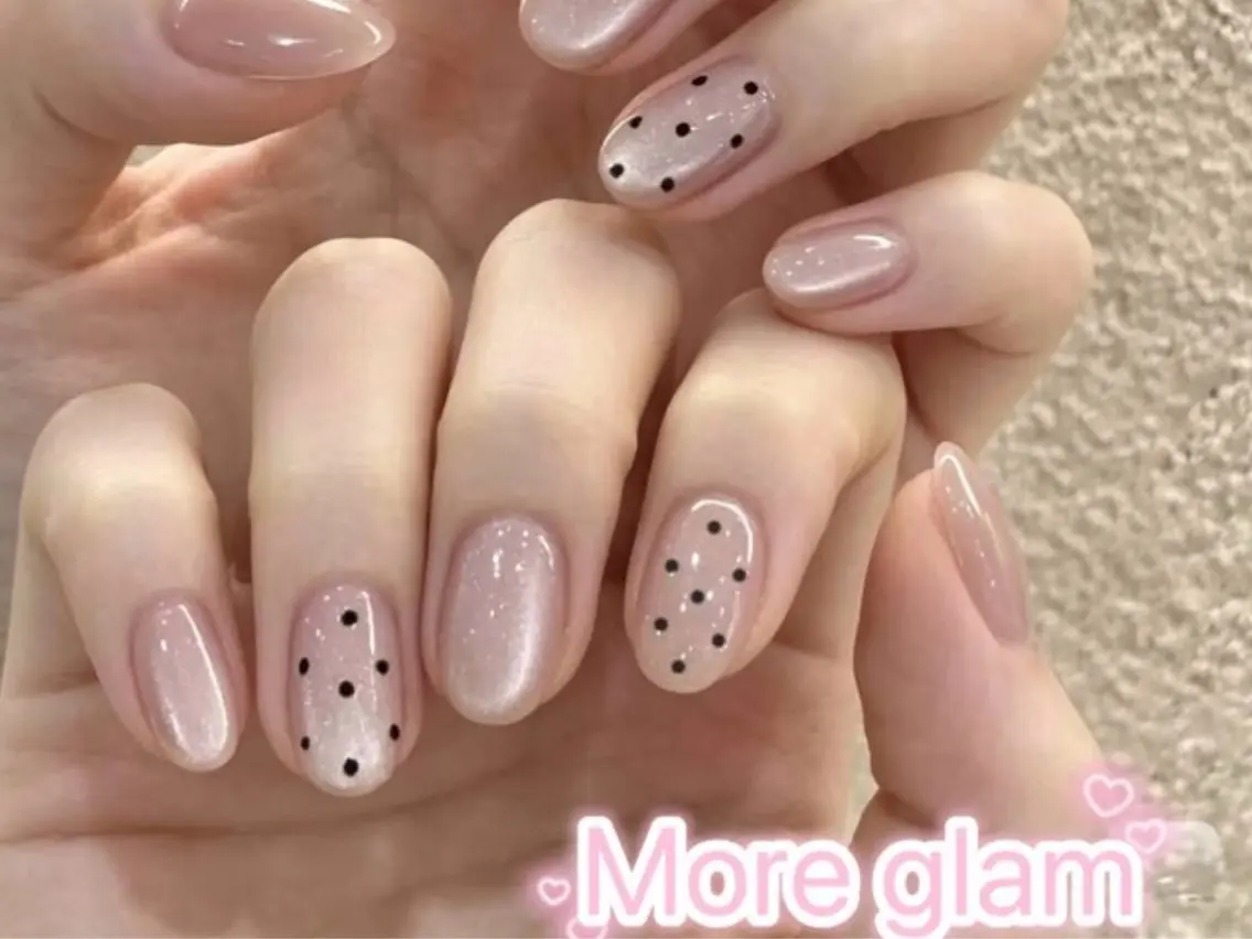 ネイル MoreGlam 新宿東口店のネイルデザイン