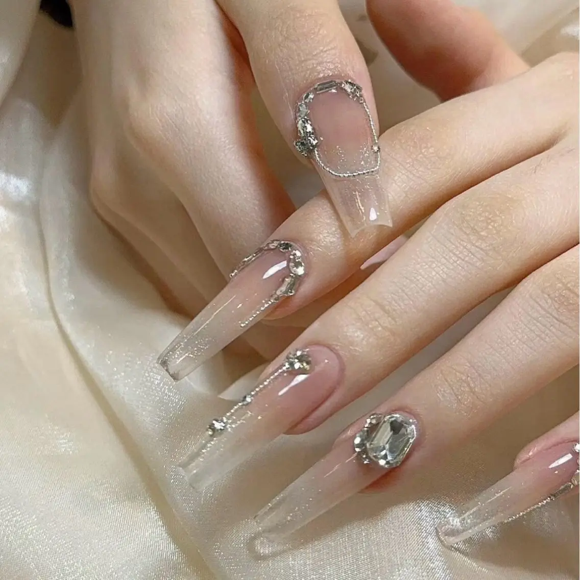 ネイル ハンドネイル U.mi Nail Salonのネイルデザイン