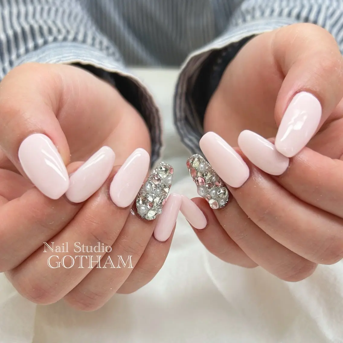 ネイル ハンドネイル 高円寺駅からすぐ🌈 ネイルGOTHAMのネイルデザイン
