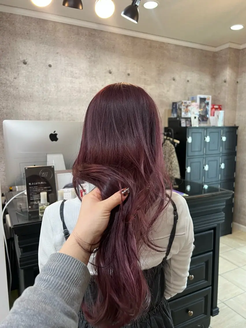 ロング ヘアカラー トリートメント MAYU / Raf.のヘアスタイル