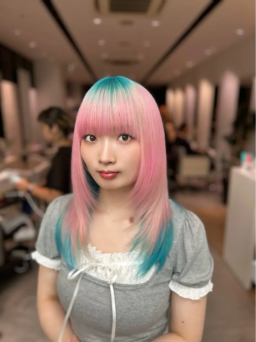 ロング ヘアカラー カラーリスト/アイ リスト/牛込萌香🫧のヘアスタイル