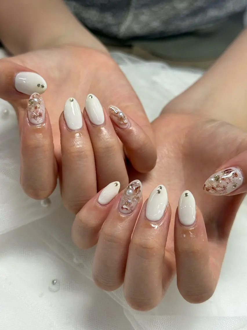 ネイル ニュアンスネイル ハンドネイル WOLTOKYO渋谷 yunaのネイルデザイン