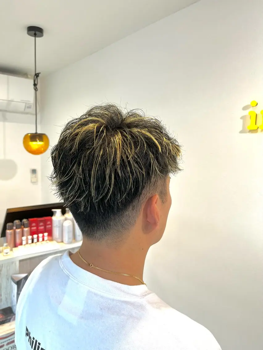 【男性限定】✨カット＋ハイライト＋トリートメント✨(ベース無し抜きっぱなし)の写真