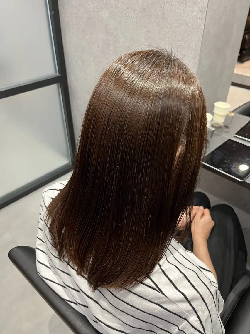 ショート カット 縮毛矯正 トリートメント 艶髪カラー😊 西久保光✂️のヘアスタイル