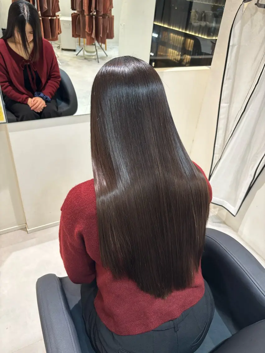 ロング カラー ヘアカラー さり Emüestのヘアスタイル