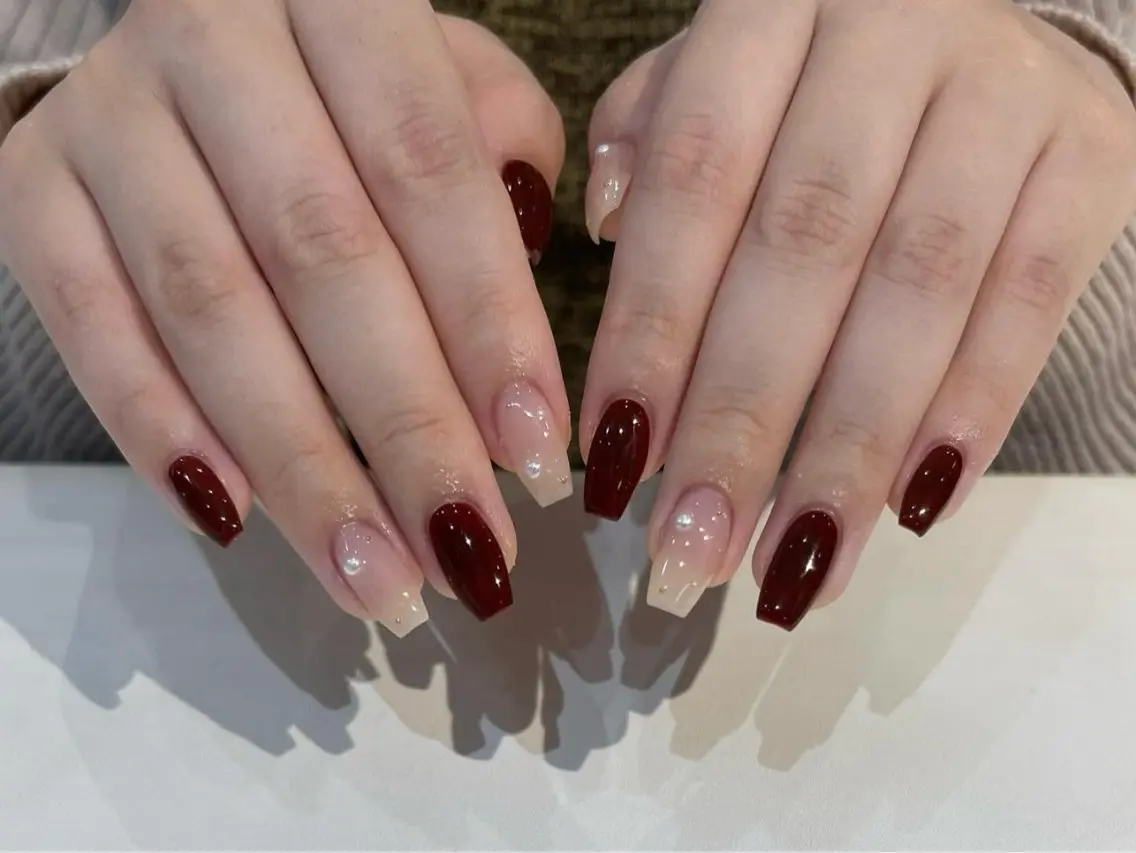 ネイル ブラウン フットネイル フレンチネイル グラデーション 氷ネイル・うるうるネイル Mixx Nail_ Studioのネイルデザイン