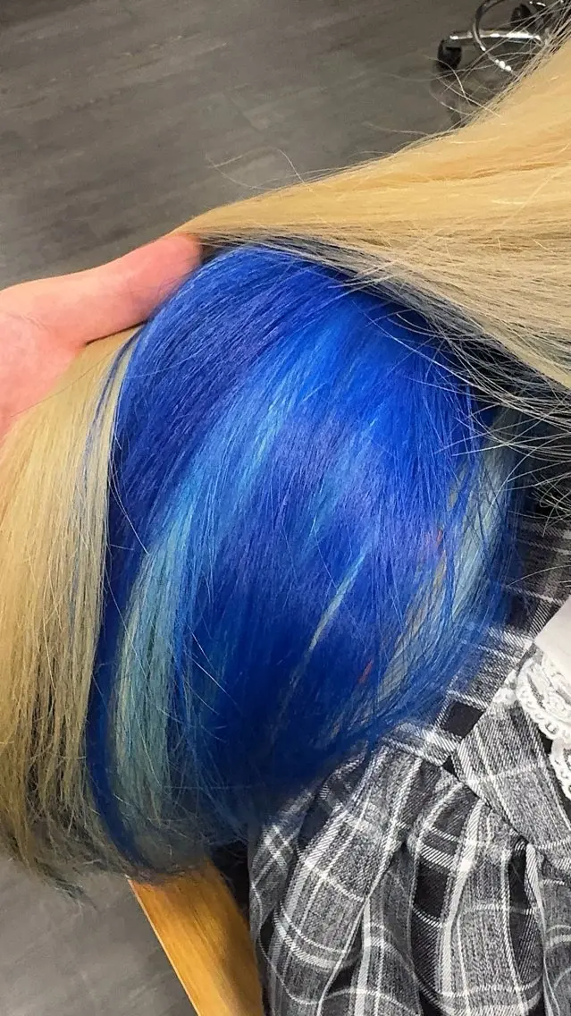 ロング カラー ダブルカラー miho mora神楽坂のヘアスタイル