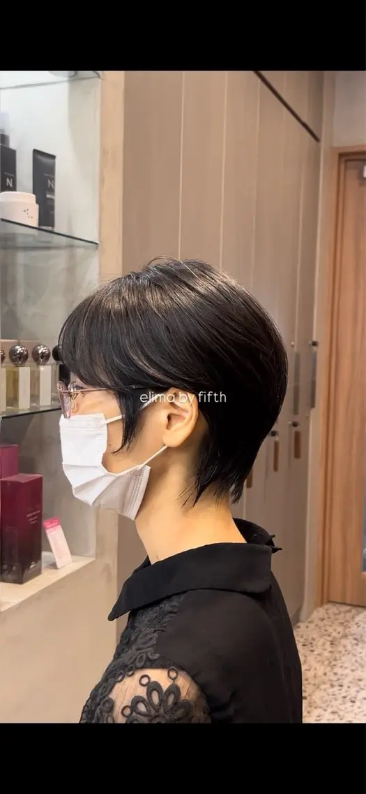 ショート しずく🤍🧸 / fifthパーマのヘアスタイル