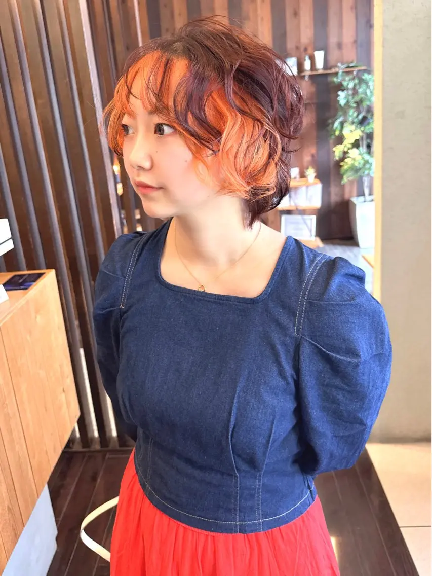 ミディアム カラー オレンジ 具志 正太のヘアスタイル