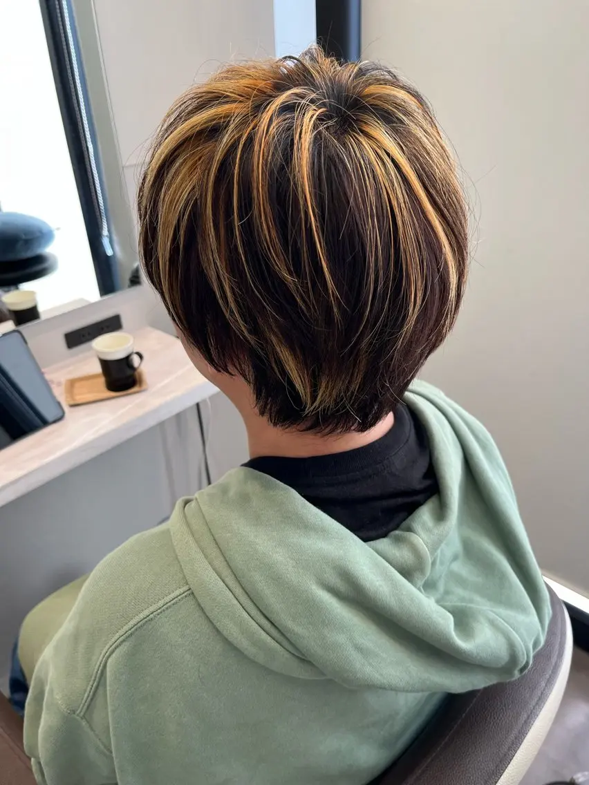 ショート カラー メンズ カット ヘアカラー 30･40代支持率◎ 白髪ぼかし/うる艶髪のヘアスタイル