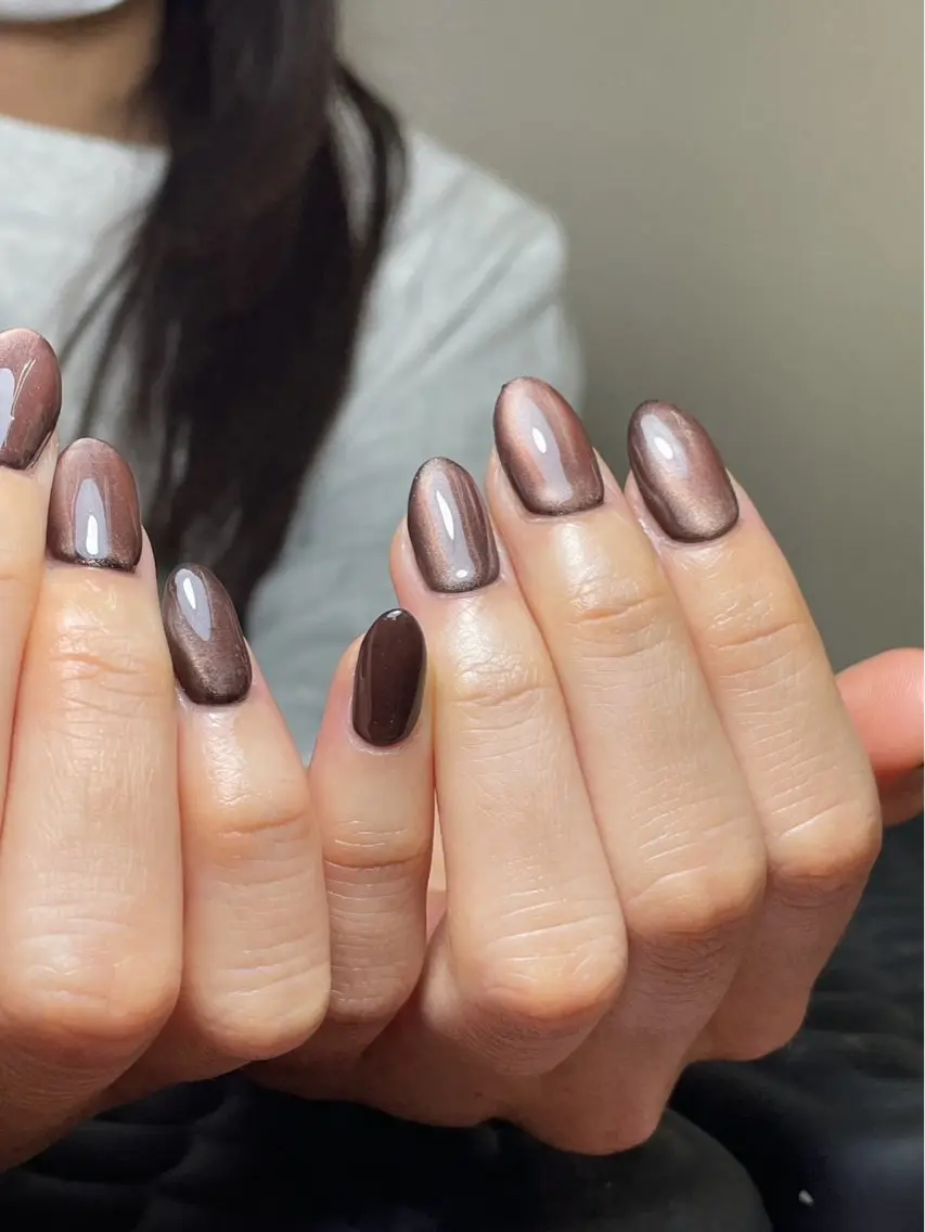ネイル ブラウン チークネイル 桜ネイル 長さ出し フットネイル ハンドネイル XIINH NAIL SALONのネイルデザイン