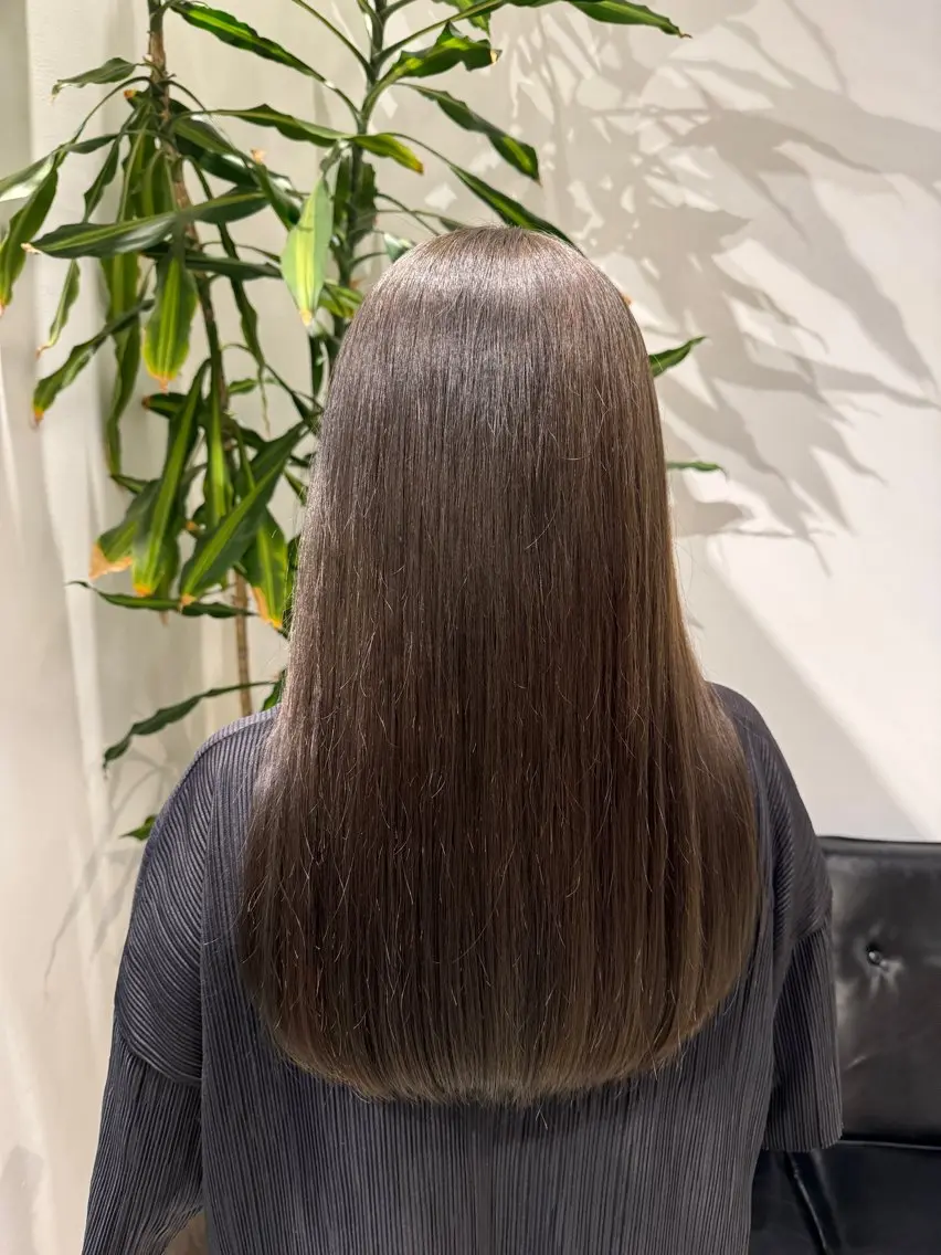 ロング 黒岩 珠奈のヘアスタイル