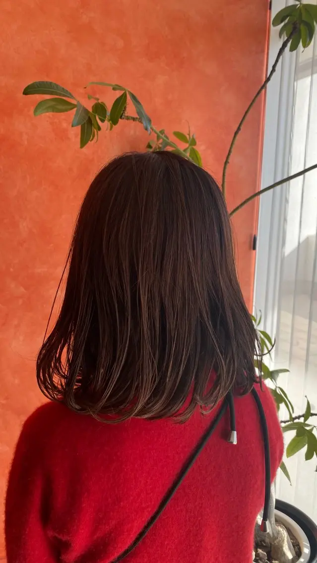 ミディアム 中島 梨々香のヘアスタイル