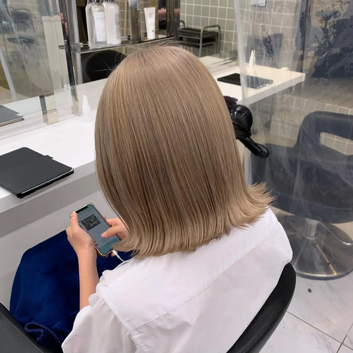 セミロング カラー ヘアアレンジ 🩵 JURI🩵のヘアスタイル
