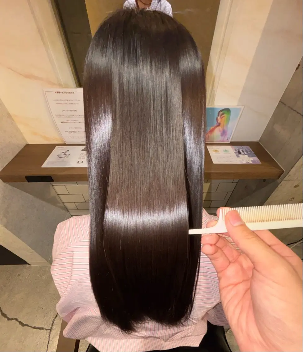 ロング 縮毛矯正 三嶋 陽友のヘアスタイル