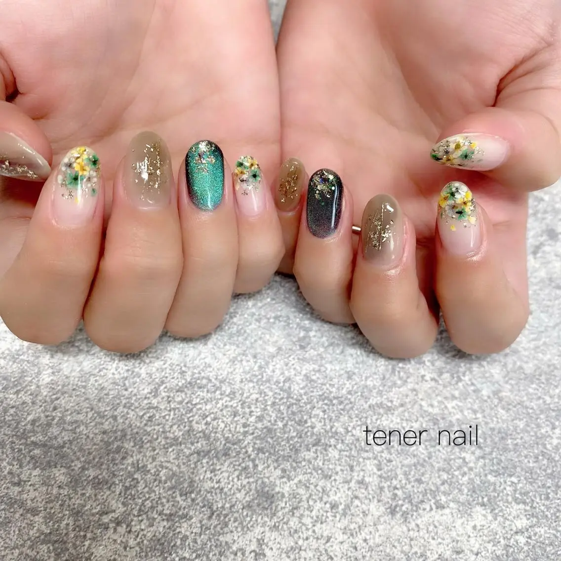 ネイル フラワーネイル ニュアンスネイル テネルネイル tener nailのネイルデザイン