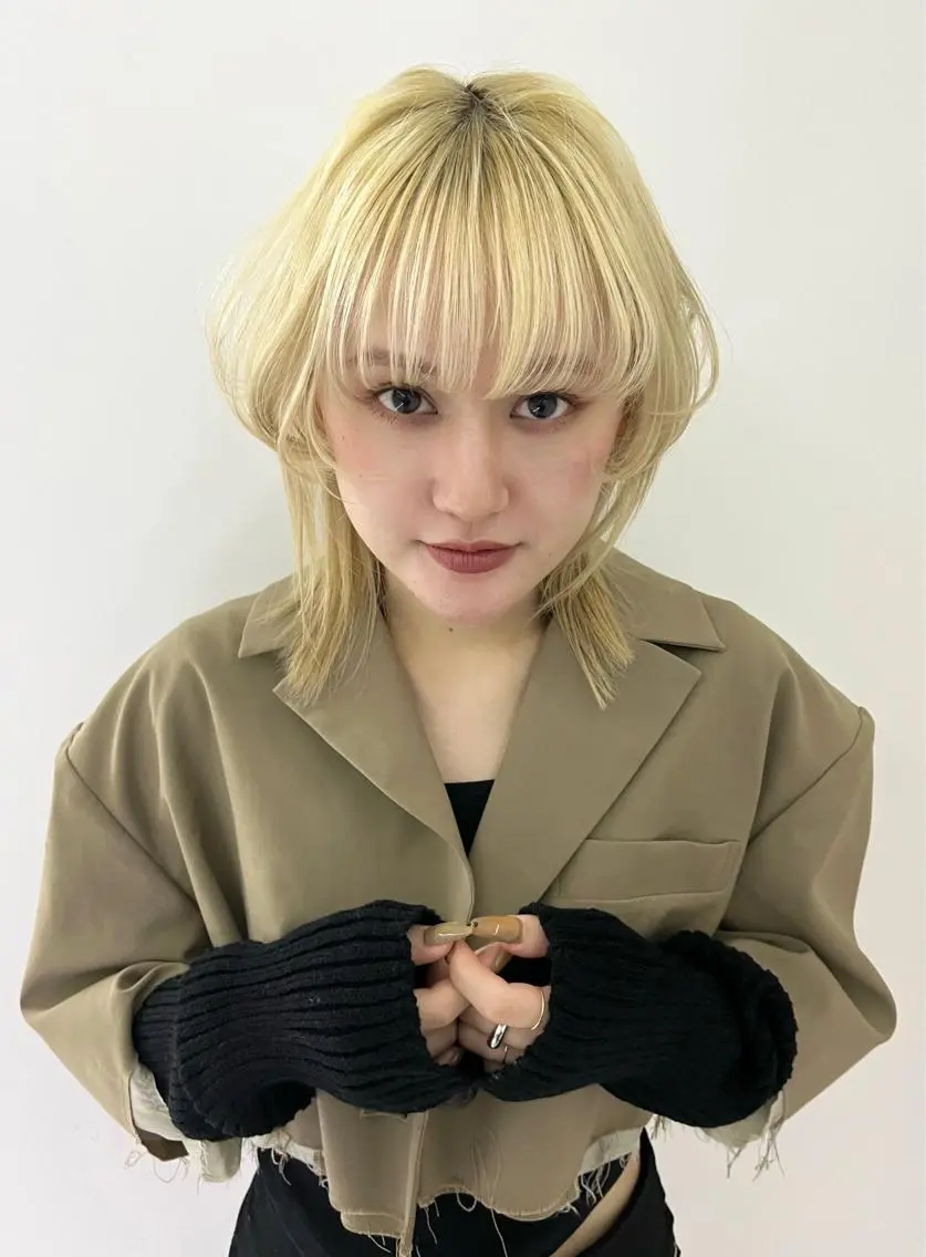 【🌙黒染めしてる方にオススメ🌙】理想のトレンド色味に🤍ハイブリーチ(ブリーチ2回)+ケアカラーの写真