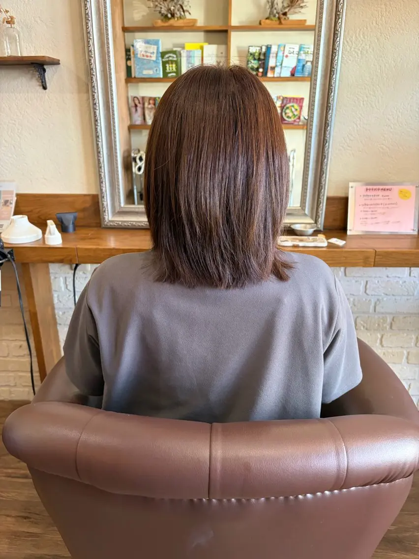 ミディアム ヘアカラー 肥田 夕蘭のヘアスタイル