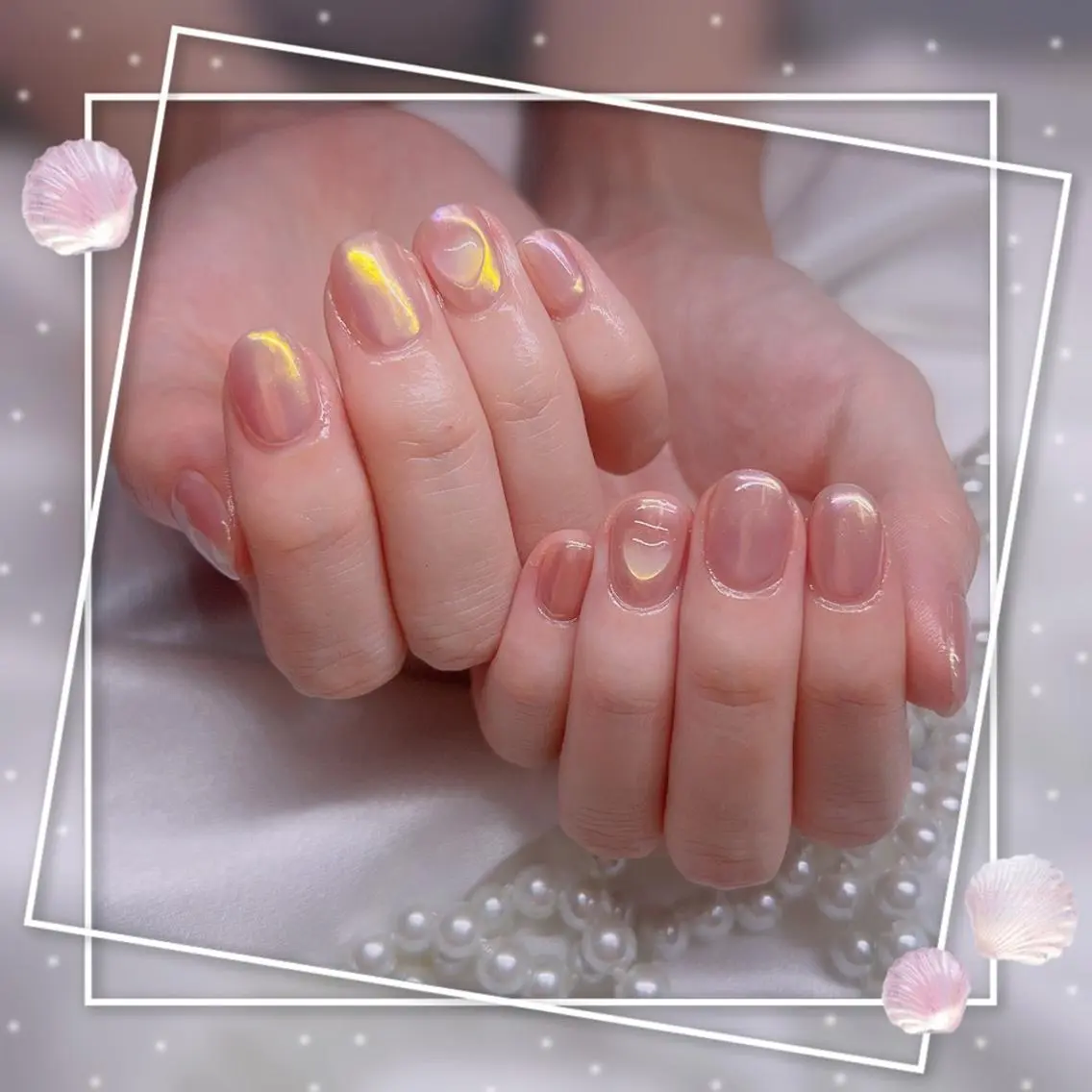ネイル フレンチネイル キラキラネイル 韓国ネイル マグネットネイル マグネットフレンチ Chill Nailsalonのネイルデザイン