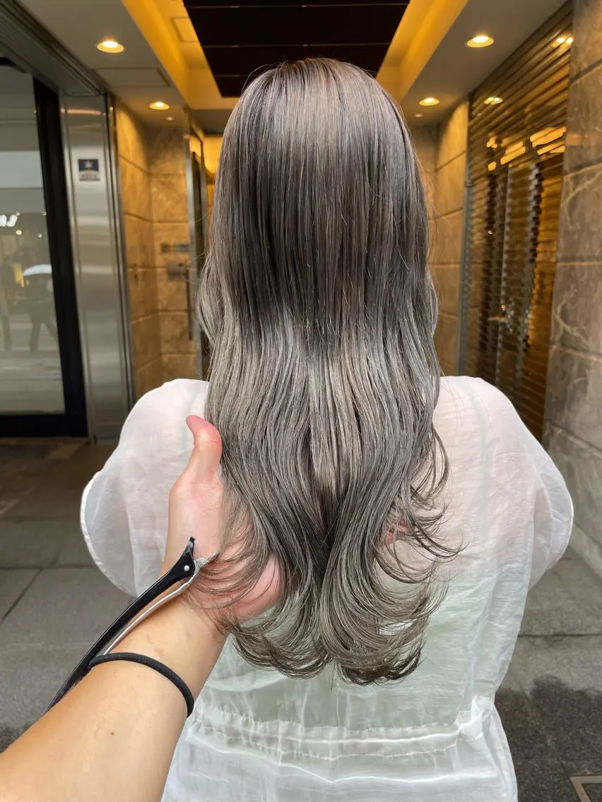 ロング カラー ヘアカラー 髪質改善will hairdesignのヘアスタイル