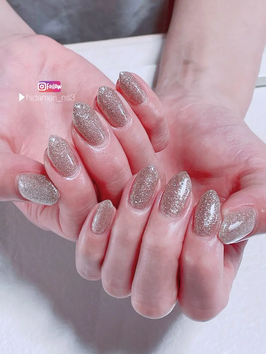ネイル ゴールド ラメ(グリッター) ワンカラーネイル ハンドネイル NailSalon ひだまりのネイルデザイン