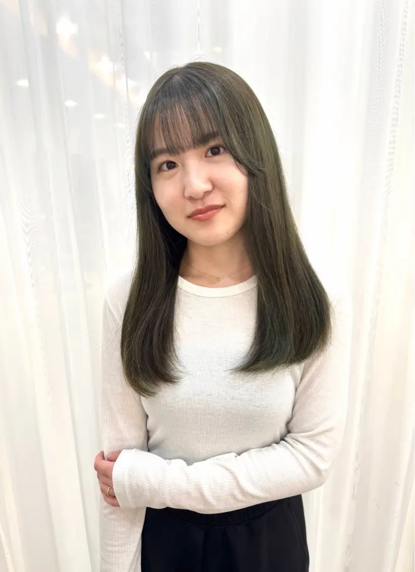 ロング カラー ベージュカラー オリーブベージュ 髪質改善 ロング 志賀 あずみのヘアスタイル