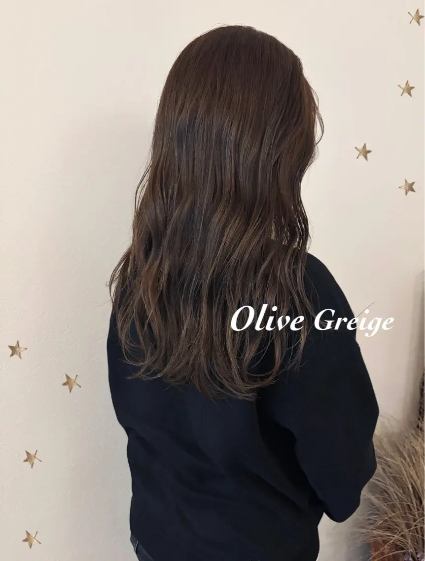 ロング カラー カット ヘアカラー 市川 千夏のヘアスタイル