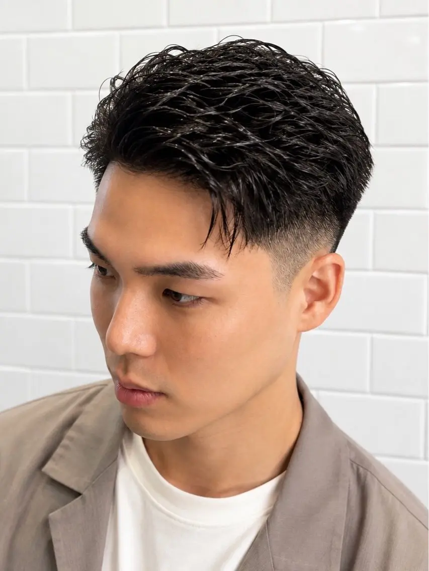 ショート 磯崎 隼のヘアスタイル