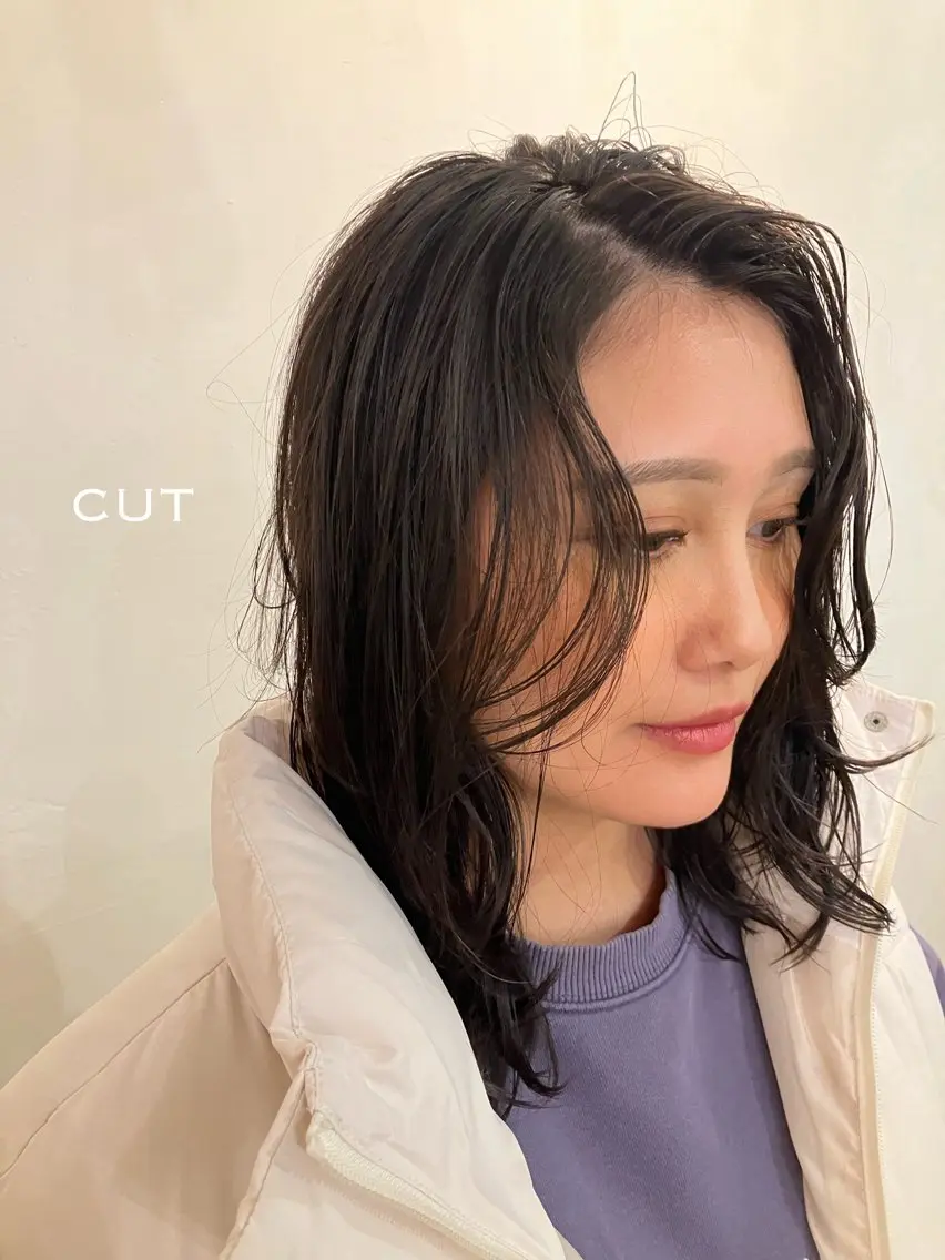 ミディアム カット ヘアカラー トリートメント OCHIAI KEISUKEのヘアスタイル