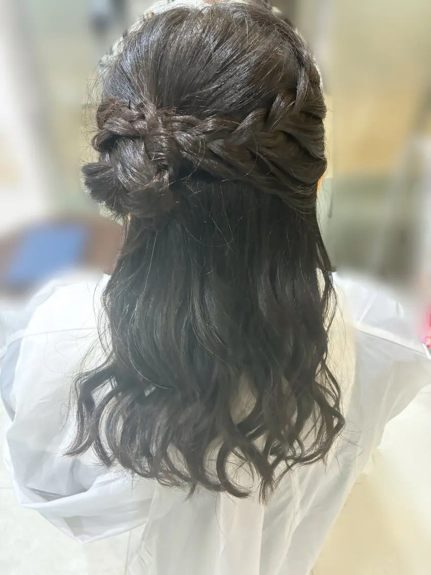 ロング ヘアアレンジ ハーフアップ ロング 三原 慶/モデル募集 上本町駅直結✨割引中のヘアスタイル