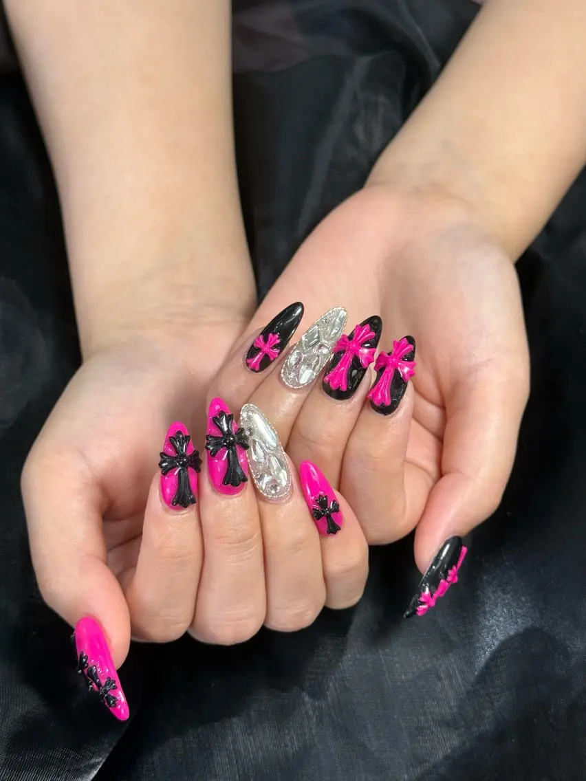 ミディアム ハンドネイル Bibi nail Osakaのネイルデザイン