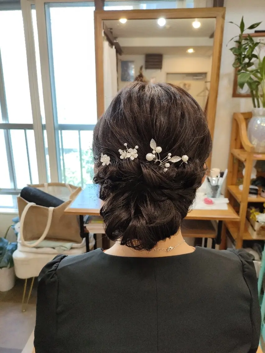 ヘアアレンジ ヘアセット HempBeauty 浅野アサミのヘアスタイル