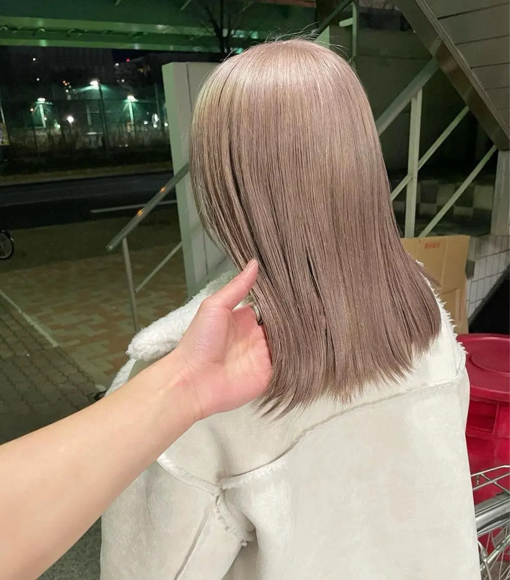 ミディアム カラー ヘアカラー トリートメント ボブカットモデル/ ハイトーン/ゆうあのヘアスタイル